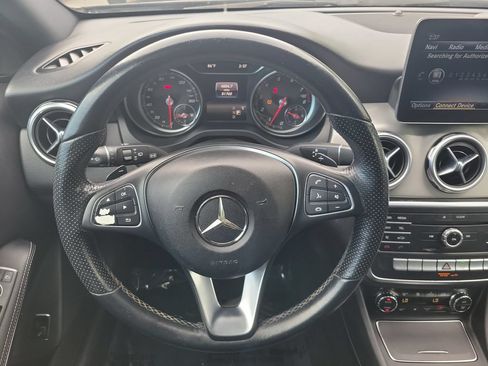Used 2019 Mercedes-Benz GLA 250 image 22