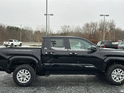 New 2026 Toyota Tacoma SR5 image 25