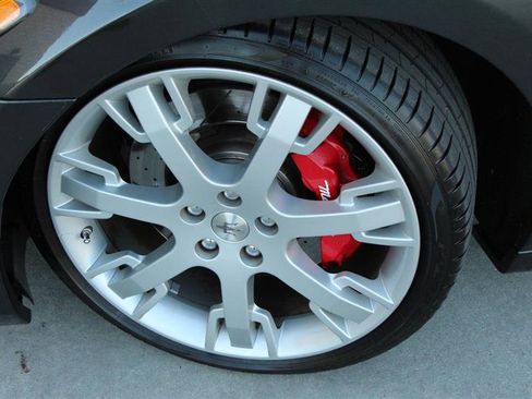 Used 2013 Maserati GranTurismo Sport RWD image 30