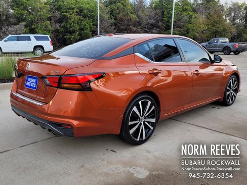 Used 2022 Nissan Altima 2.5 SR image 17