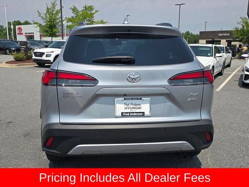 Used 2024 Toyota Corolla Cross XLE w/ Convenience Package AWD/4WD image 4