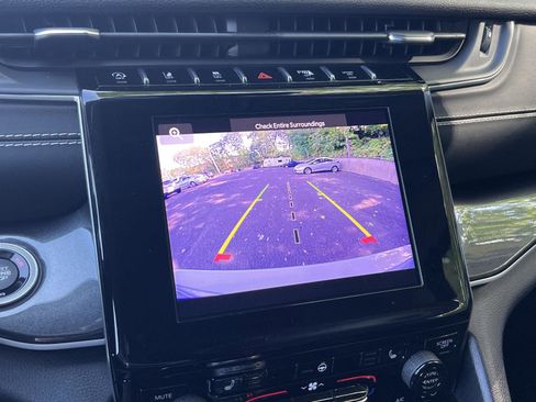 Used 2022 Jeep Grand Cherokee L Laredo w/ Luxury Tech Group I image 20