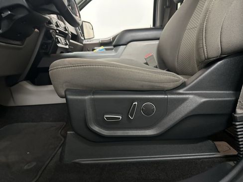 Used 2018 Ford F150 XLT w/ Equipment Group 302A Luxury RWD image 35