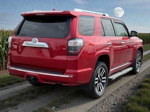 Used 2018 Toyota 4Runner Limited image 9