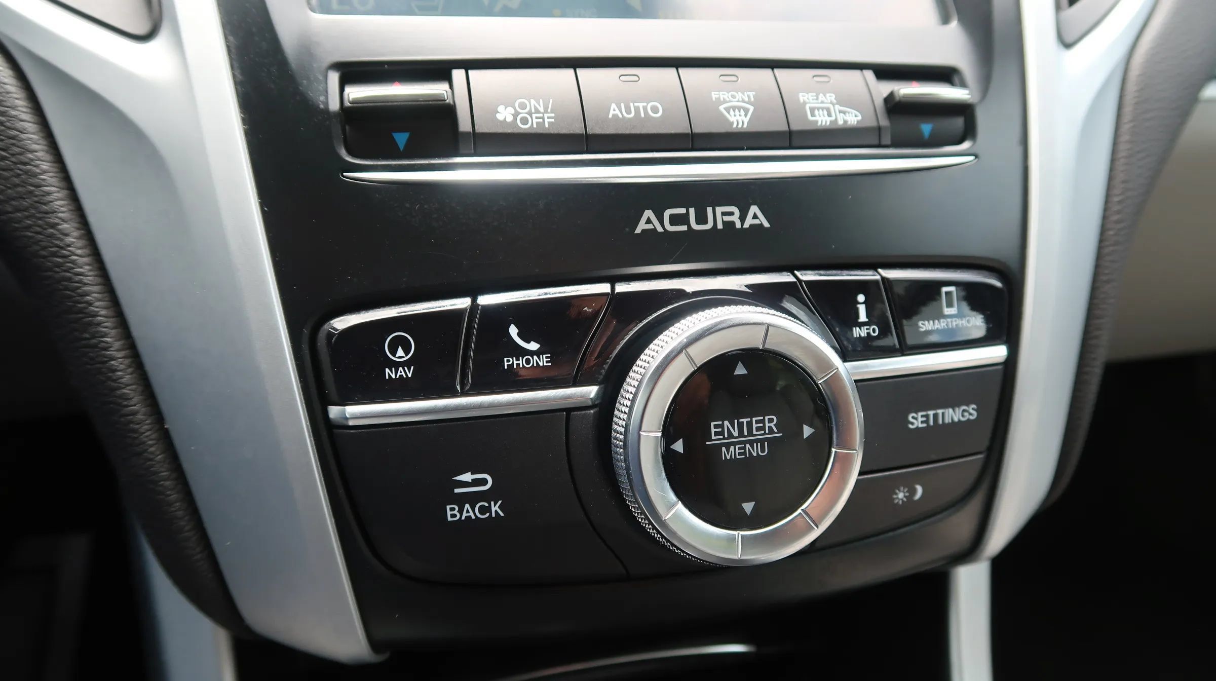 Used 2018 Acura TLX w/ Technology Package FWD image 33