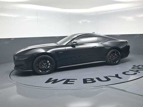 Used 2025 Ford Mustang GT Premium RWD image 6
