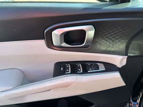 Used 2022 Kia Sorento S image 20