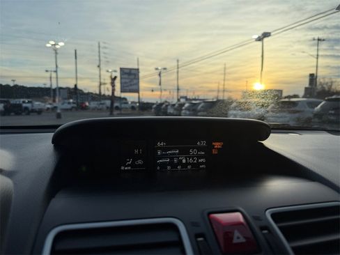 Used 2018 Subaru Forester 2.5i Limited image 23