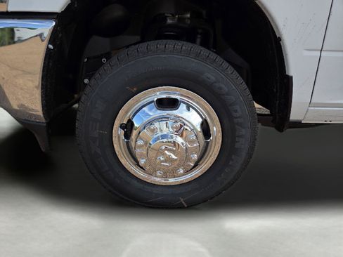 New 2027 RAM 3500 Tradesman w/ Chrome Appearance Group A AWD/4WD image 20