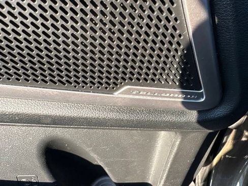 Used 2025 Kia Telluride S FWD image 12