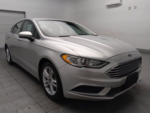 Used 2018 Ford Fusion S FWD image 13