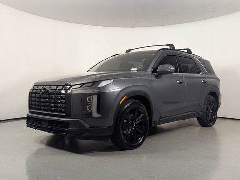 Used 2024 Hyundai Palisade XRT FWD image 3