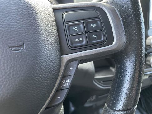 Used 2022 RAM 2500 Tradesman w/ Chrome Appearance Group image 16