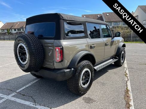 Used 2025 Ford Bronco Outer Banks w/ Sasquatch Package AWD/4WD image 11