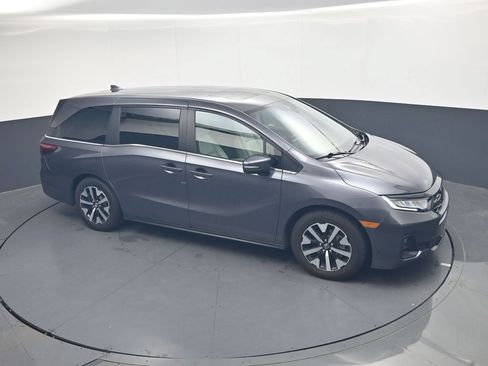 Used 2025 Honda Odyssey EX-L image 29