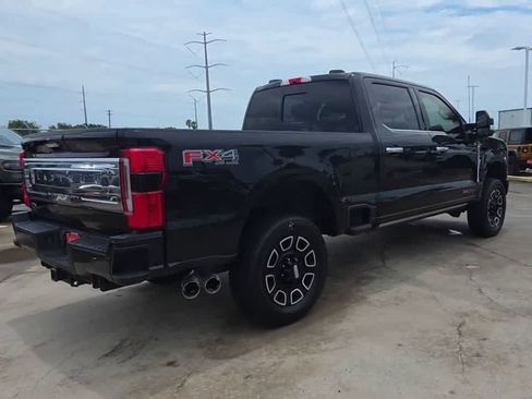 Used 2023 Ford F250 Platinum AWD/4WD image 8