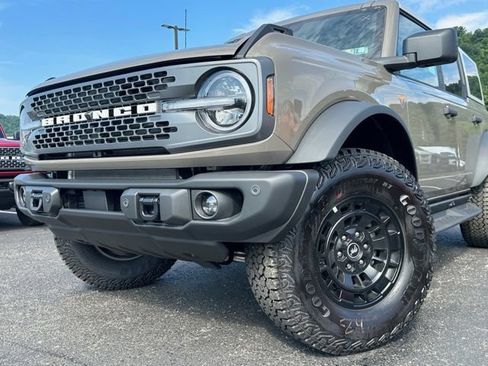 New 2026 Ford Bronco Badlands AWD/4WD image 33