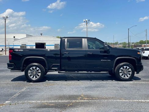 New 2026 Chevrolet Silverado 2500 Custom w/ Custom Value Package AWD/4WD image 8