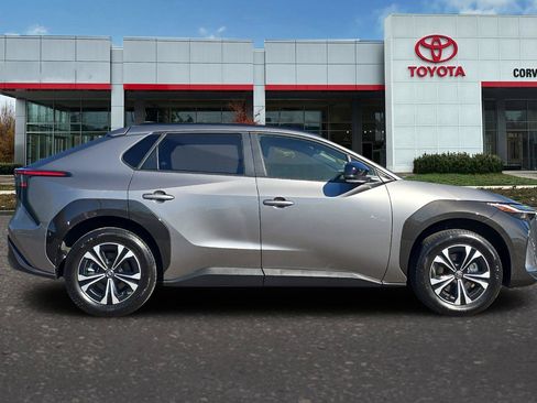 Certified 2023 Toyota bZ4X AWD w/ Weather Package image 3
