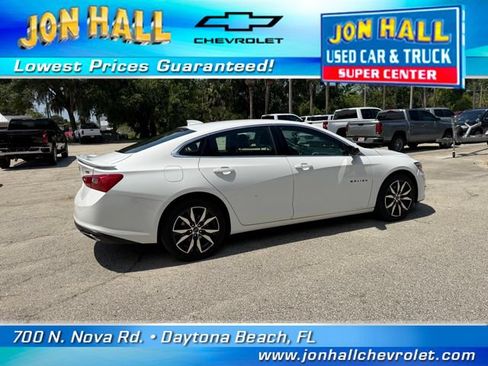 Used 2021 Chevrolet Malibu RS FWD image 11