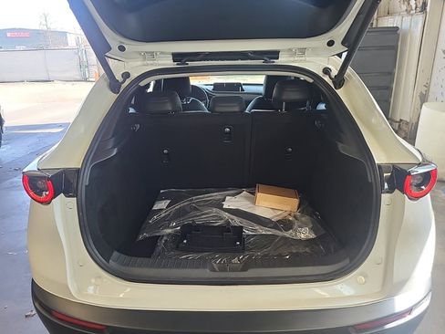 Used 2025 MAZDA CX-30 2.5 Turbo w/ Premium Package image 9