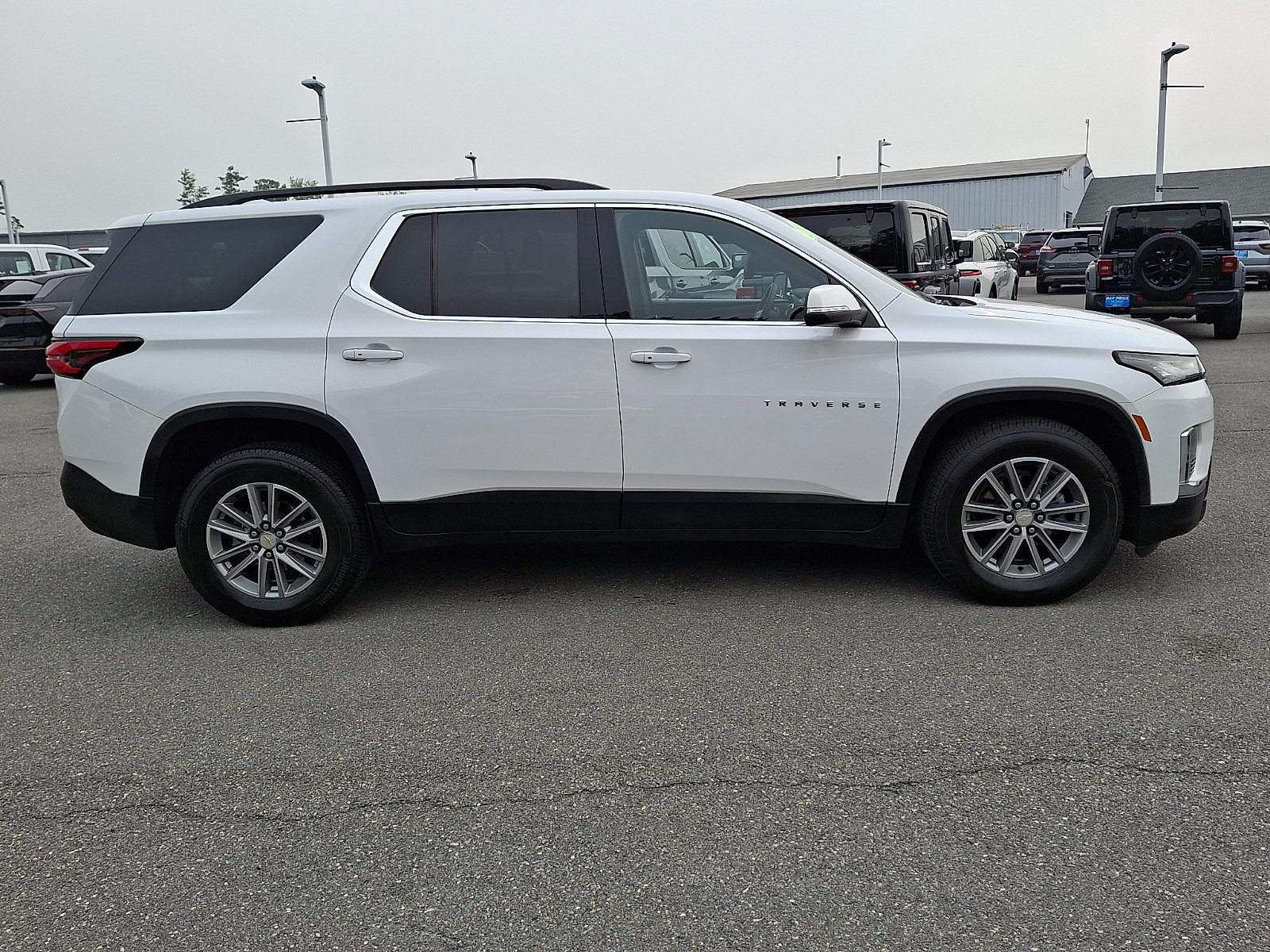Certified 2023 Chevrolet Traverse LT AWD/4WD image 7