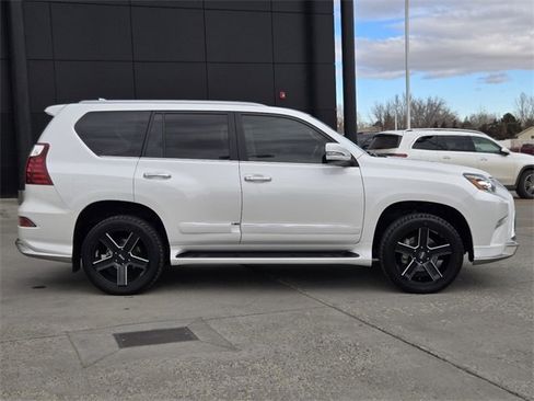 Used 2018 Lexus GX 460 460 image 43
