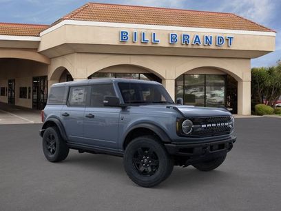 New 2025 Ford Bronco Big Bend w/ Black Diamond Package