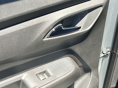New 2027 Chevrolet Bolt LT w/ Comfort Package FWD image 12