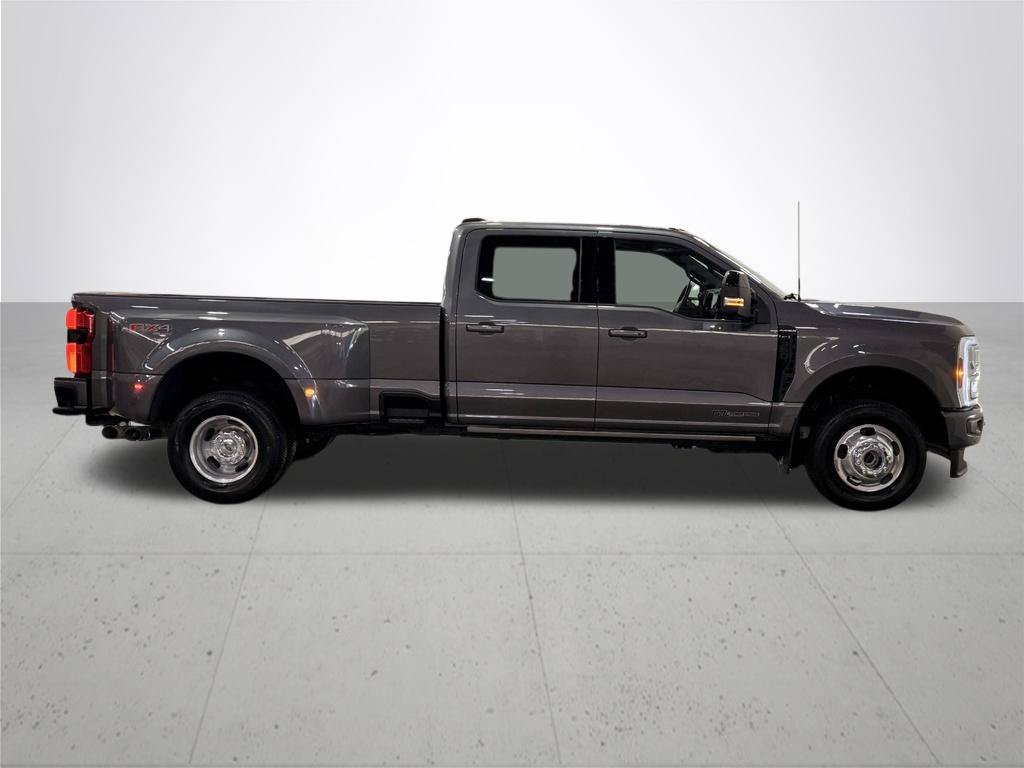 Certified 2025 Ford F350 Platinum AWD/4WD image 10