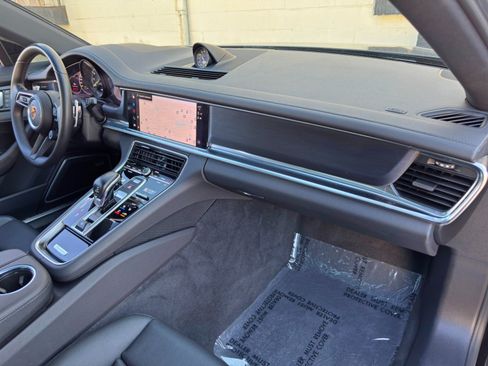 Used 2022 Porsche Panamera 4S w/ Premium Package AWD/4WD image 15
