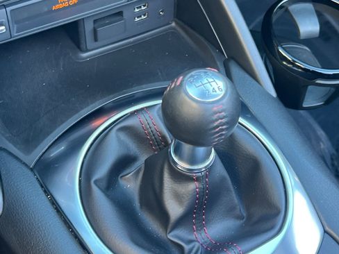 Used 2017 MAZDA MX-5 Miata RF Grand Touring image 20