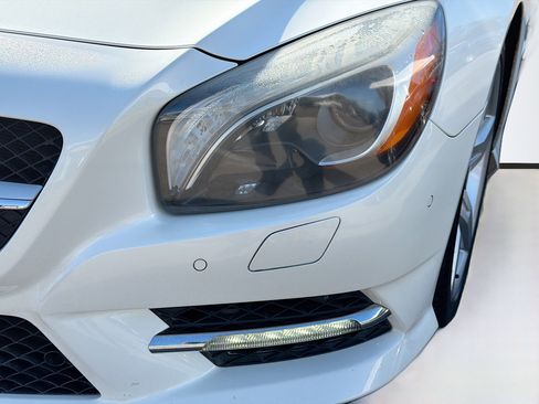 Used 2013 Mercedes-Benz SL 550 image 9