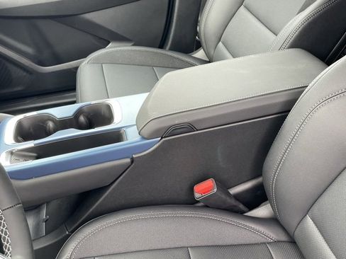 New 2026 Chevrolet Equinox EV LT image 27