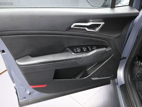 Certified 2024 Kia Sportage EX image 10
