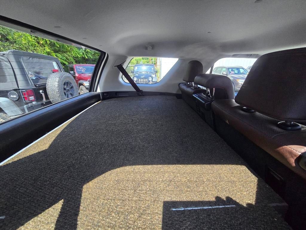 Used 2022 Toyota 4Runner Limited AWD/4WD image 7