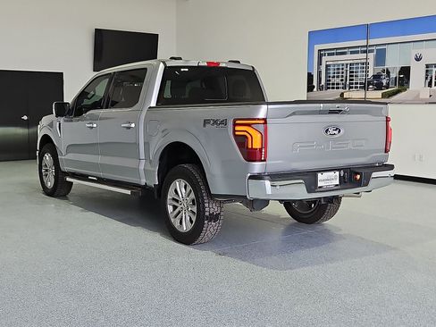 Used 2024 Ford F150 Lariat w/ FX4 Off-Road Package AWD/4WD image 6