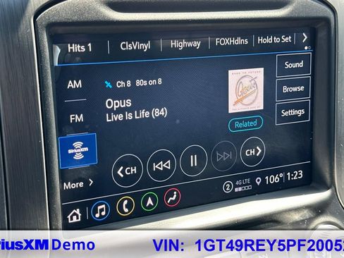 Used 2023 GMC Sierra 2500 Denali w/ Denali Ultimate Package image 28