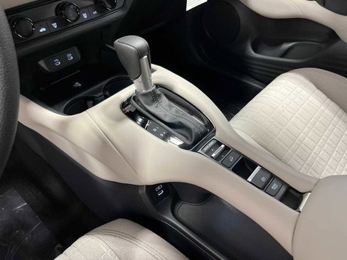New 2026 Honda HR-V LX image 20