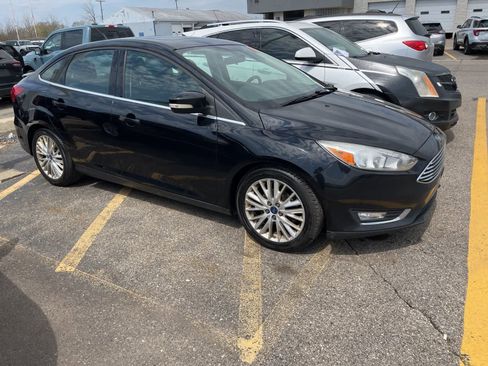 Used 2017 Ford Focus Titanium image 18