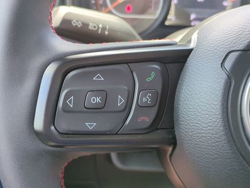 Used 2024 Jeep Gladiator Rubicon AWD/4WD image 24