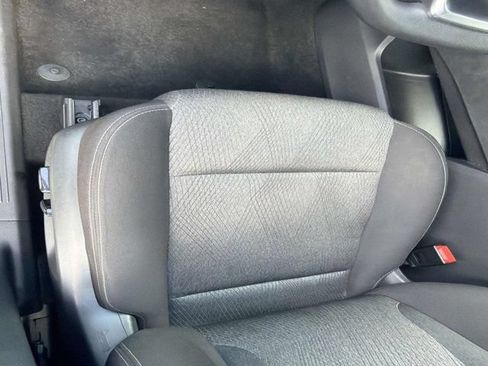 Used 2024 Nissan Rogue SV FWD image 9