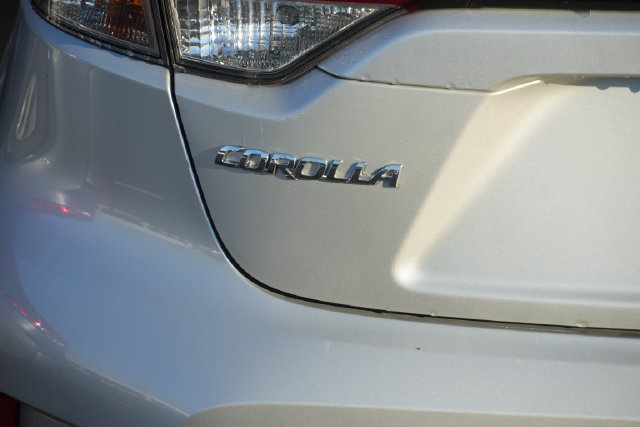 Used 2024 Toyota Corolla LE FWD image 17
