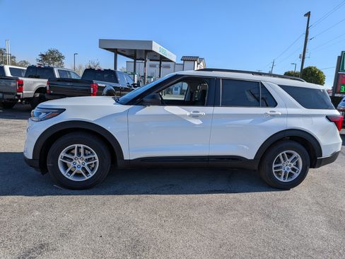 New 2026 Ford Explorer Active w/ Active Comfort Package image 7