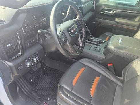 Used 2025 GMC Sierra 2500 AT4 w/ AT4 Premium Plus Package AWD/4WD image 21