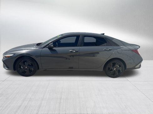 Used 2026 Hyundai Elantra Sport w/ Cargo Package FWD image 4