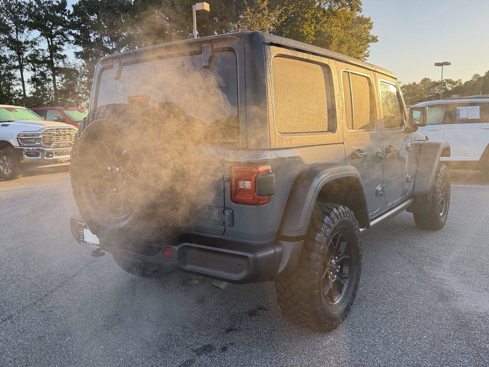 Used 2024 Jeep Wrangler Unlimited Sport AWD/4WD image 5
