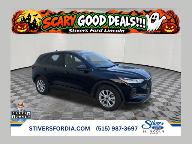 Used 2025 Ford Escape Active w/ Cold Weather Package FWD image 1
