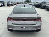 Used 2023 Hyundai Elantra SEL w/ Convenience Package image 5