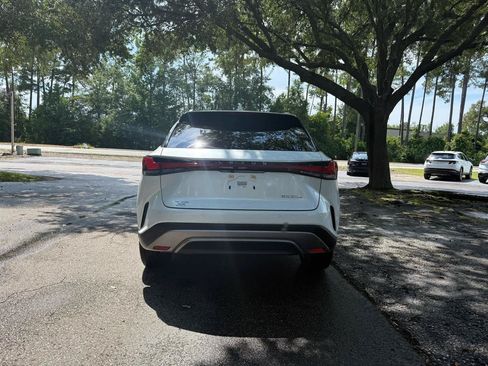 Used 2024 Lexus RX 350 Premium w/ Cold Area Package FWD image 6